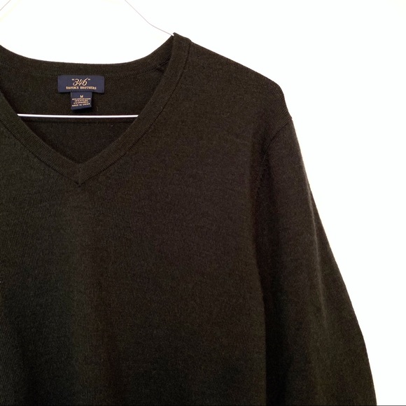346 Brooks Brothers Pine Green V-Neck Wool Sweater - Picture 3 of 8
